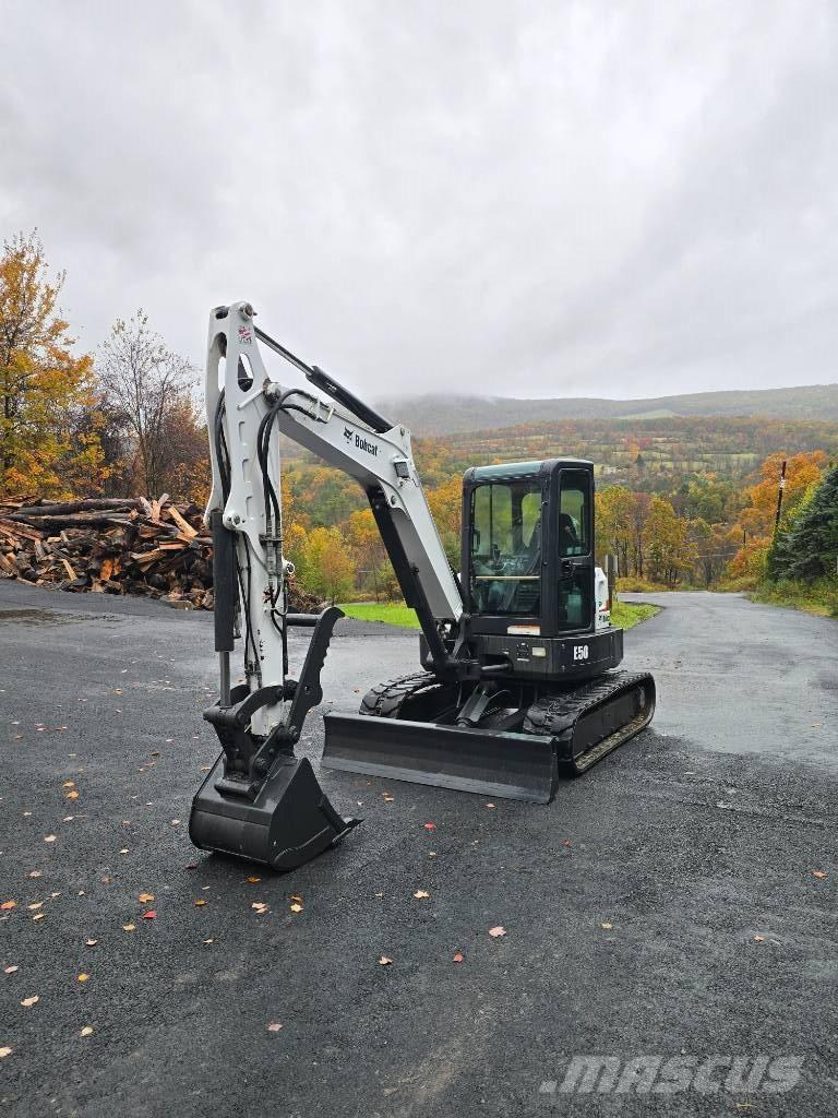 Bobcat E 50 Mini kotrók < 7t