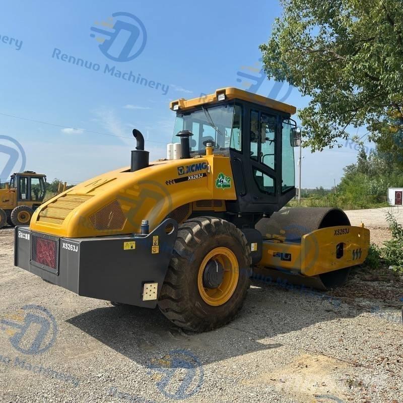 XCMG XS263J Egydobos hengerek