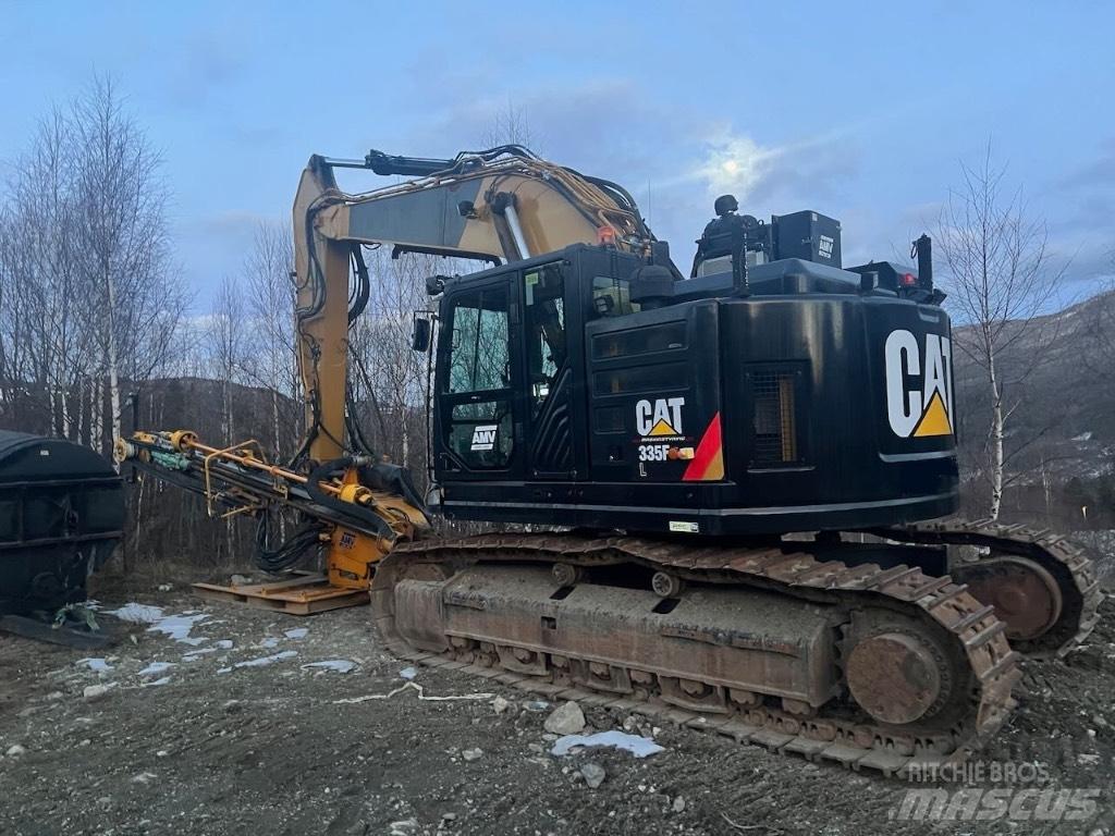CAT 335 F L CR Talaj fúró