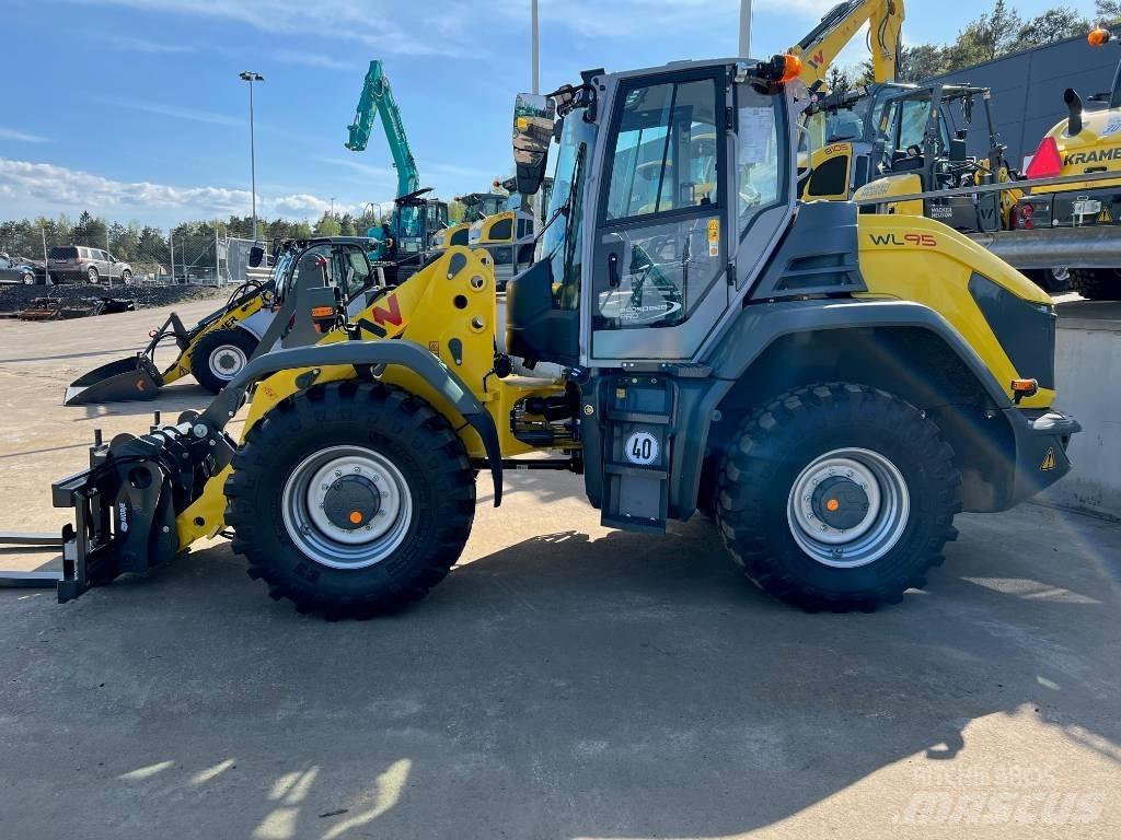 Wacker Neuson WL 95 Gumikerekes homlokrakodók
