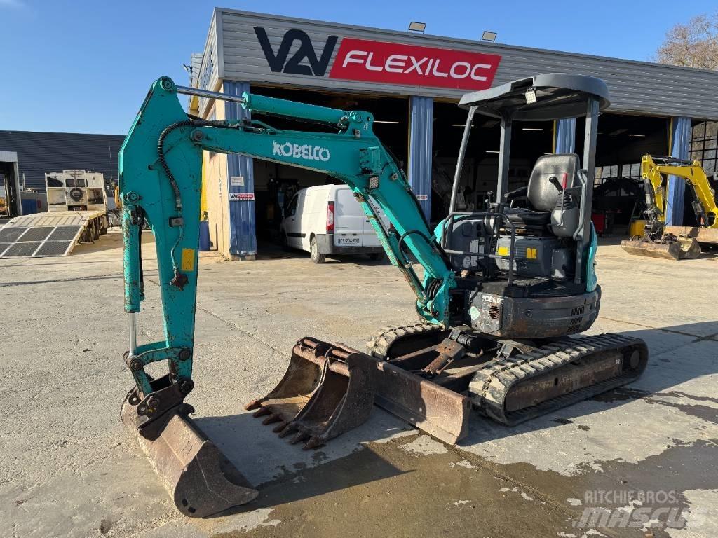 Kobelco SK 27 Mini kotrók < 7t