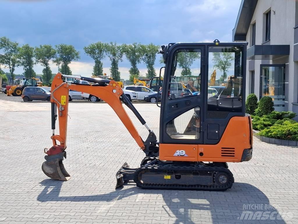 Hitachi ZX 19-6 Mini kotrók < 7t