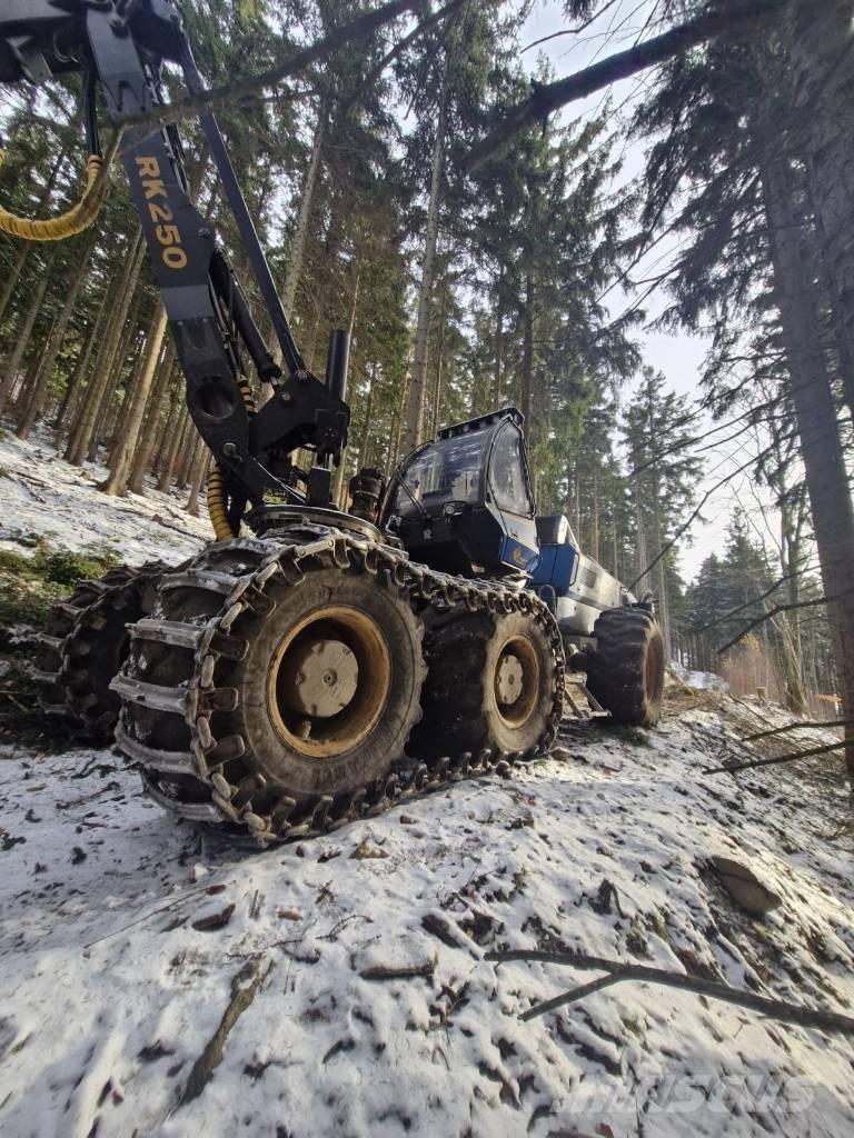 Rottne H21D Betakarítók