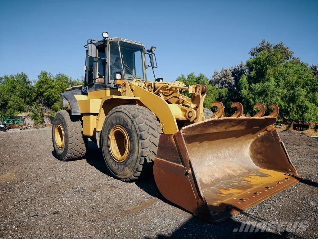 CAT 950 F Gumikerekes homlokrakodók