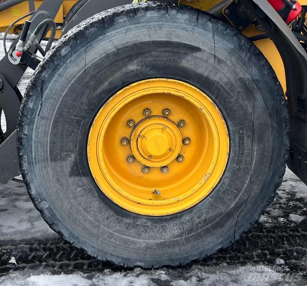 Volvo L 60 H Gumikerekes homlokrakodók