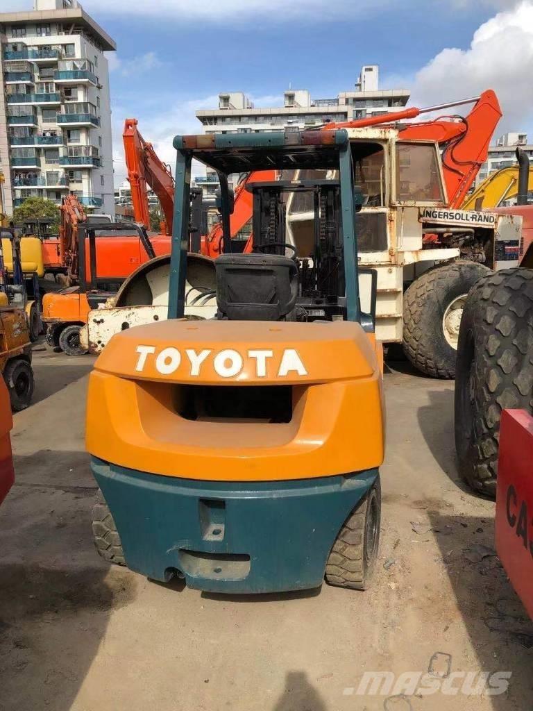 Toyota FD 50 Dízel targoncák