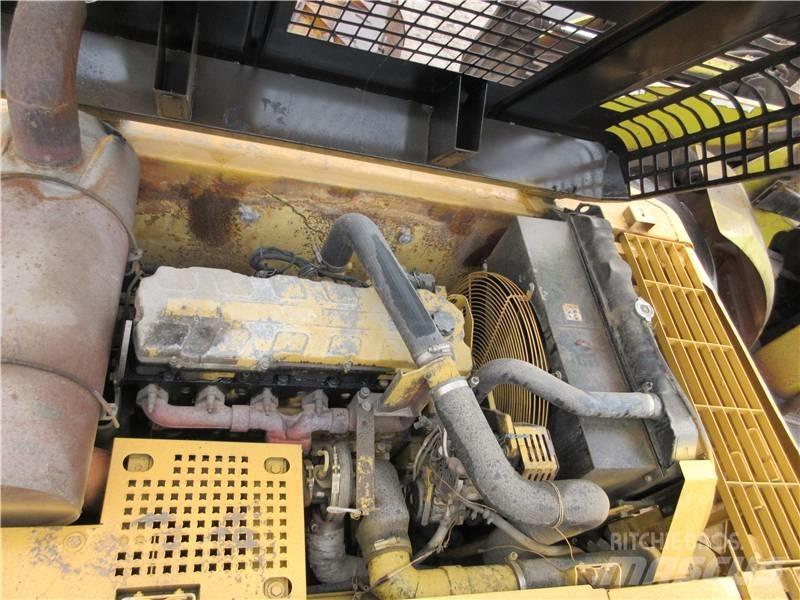 CAT 330C Lánctalpas kotrók