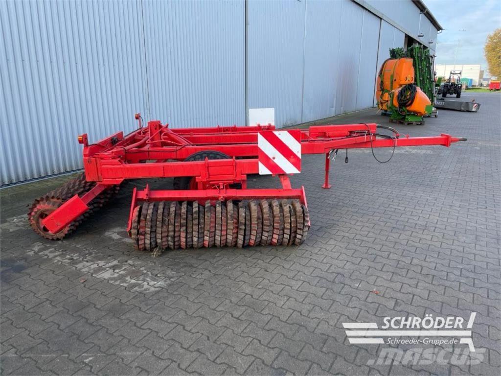  6,00 M WIESENWALZE Egyéb szálastakarmányozási gépek