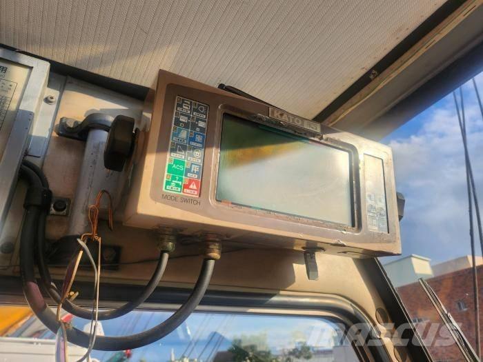 Kato SR 250 Mobil daruk