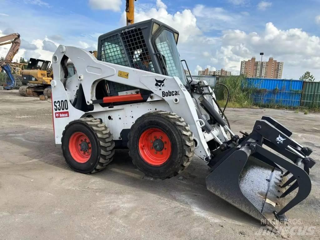 Bobcat S 300 Kompaktrakodók