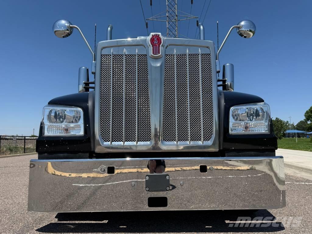 Kenworth W 990 Nyergesvontatók