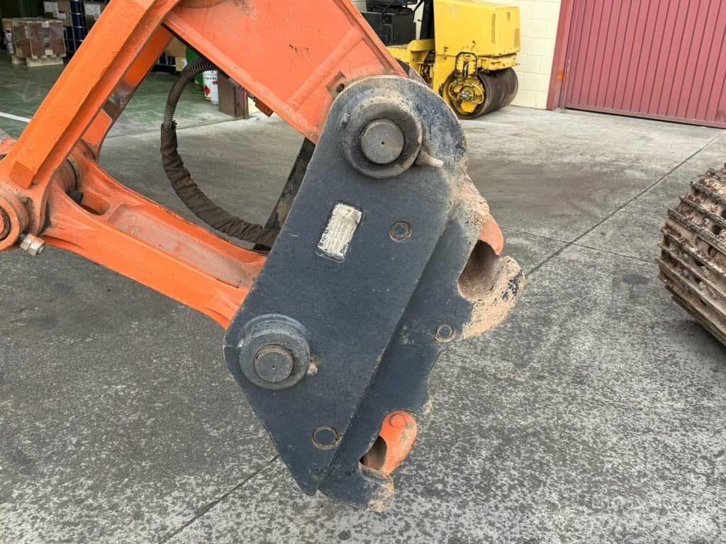 Hitachi ZX 210 LC-6 Lánctalpas kotrók