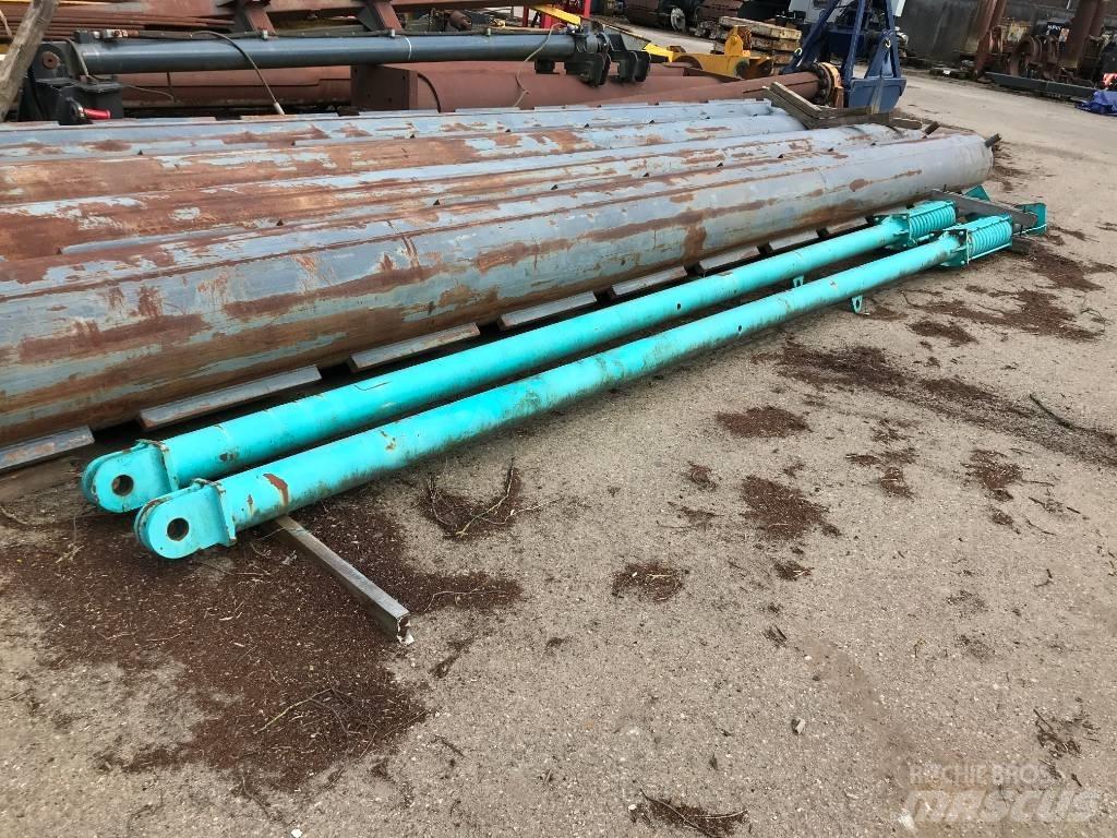 Kobelco CKE1350 Daru tertozékok és felszerelések