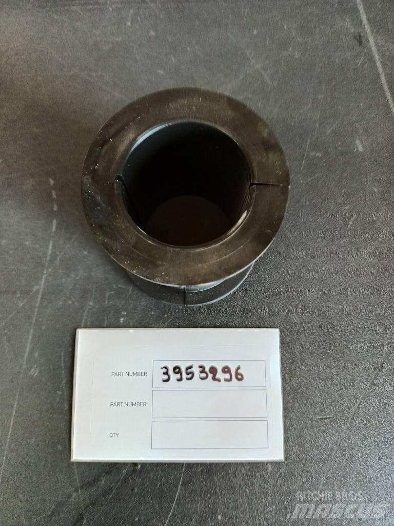 Volvo RUBBER 3953296 Motorok