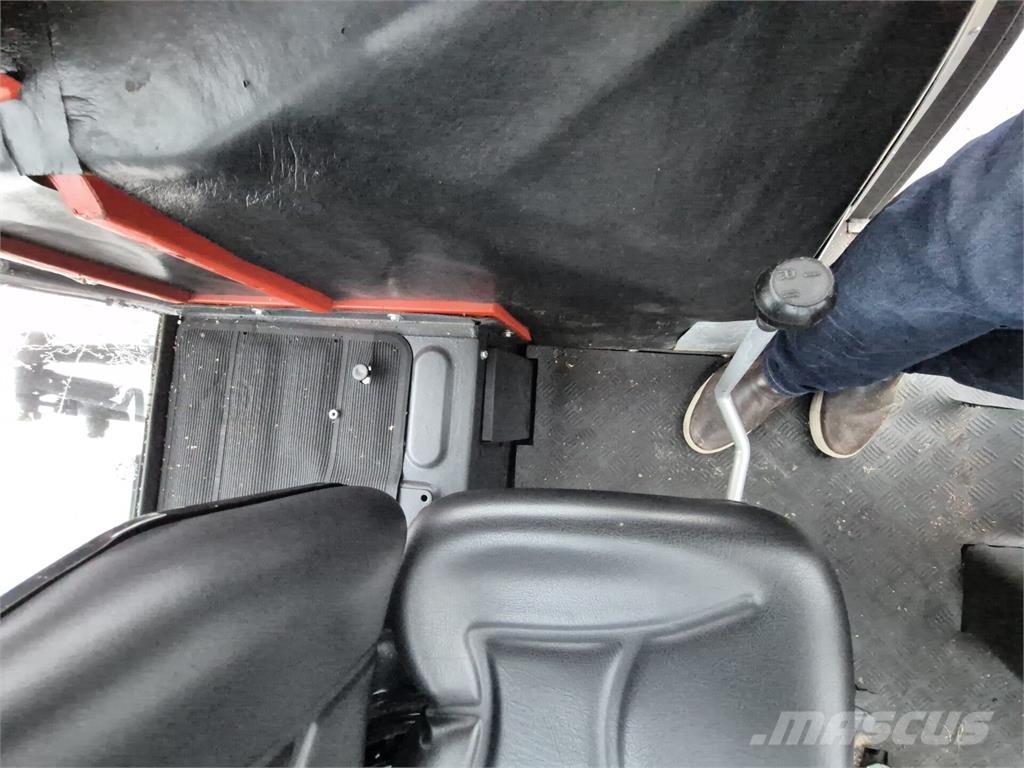 Ursus C385 Traktorok