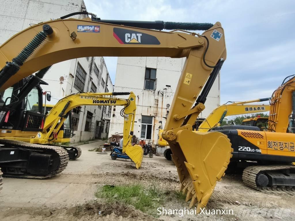 CAT 330 D2 L Lánctalpas kotrók