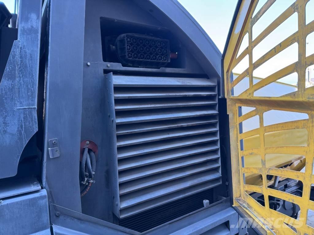 Bomag BMF 2500 S Aszfalt terítõ gépek