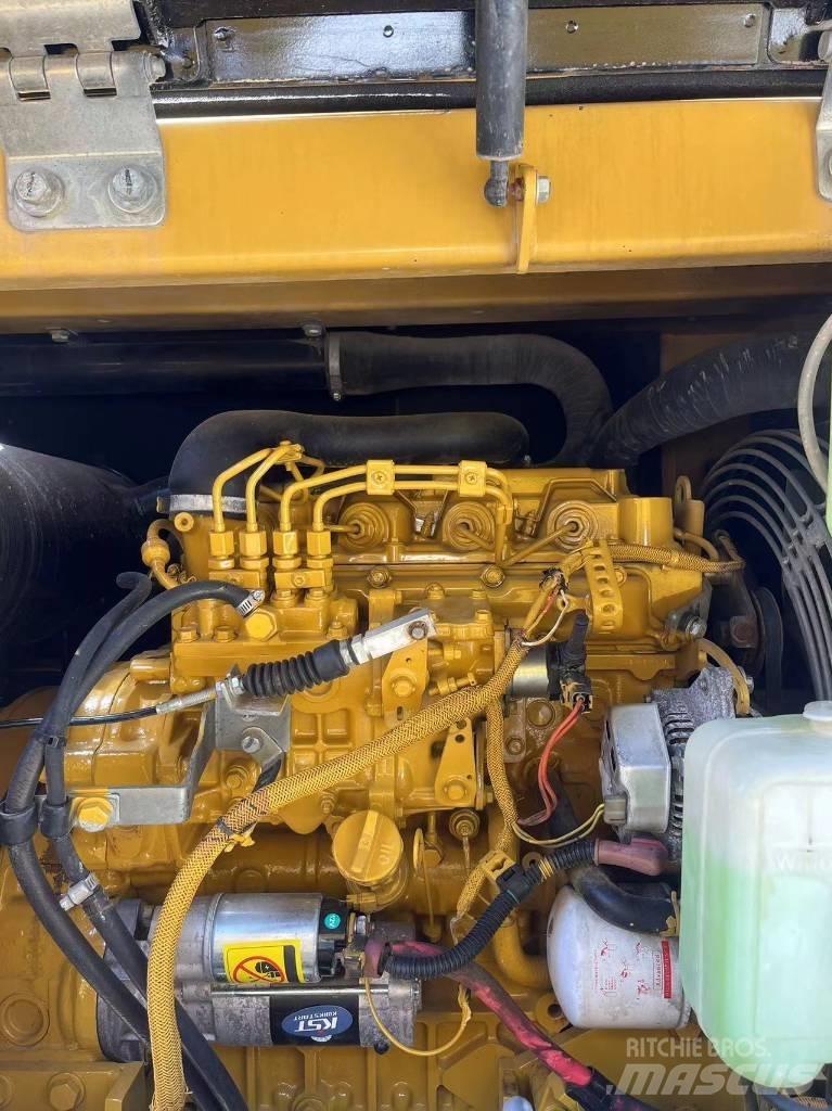 CAT 307E Lánctalpas kotrók