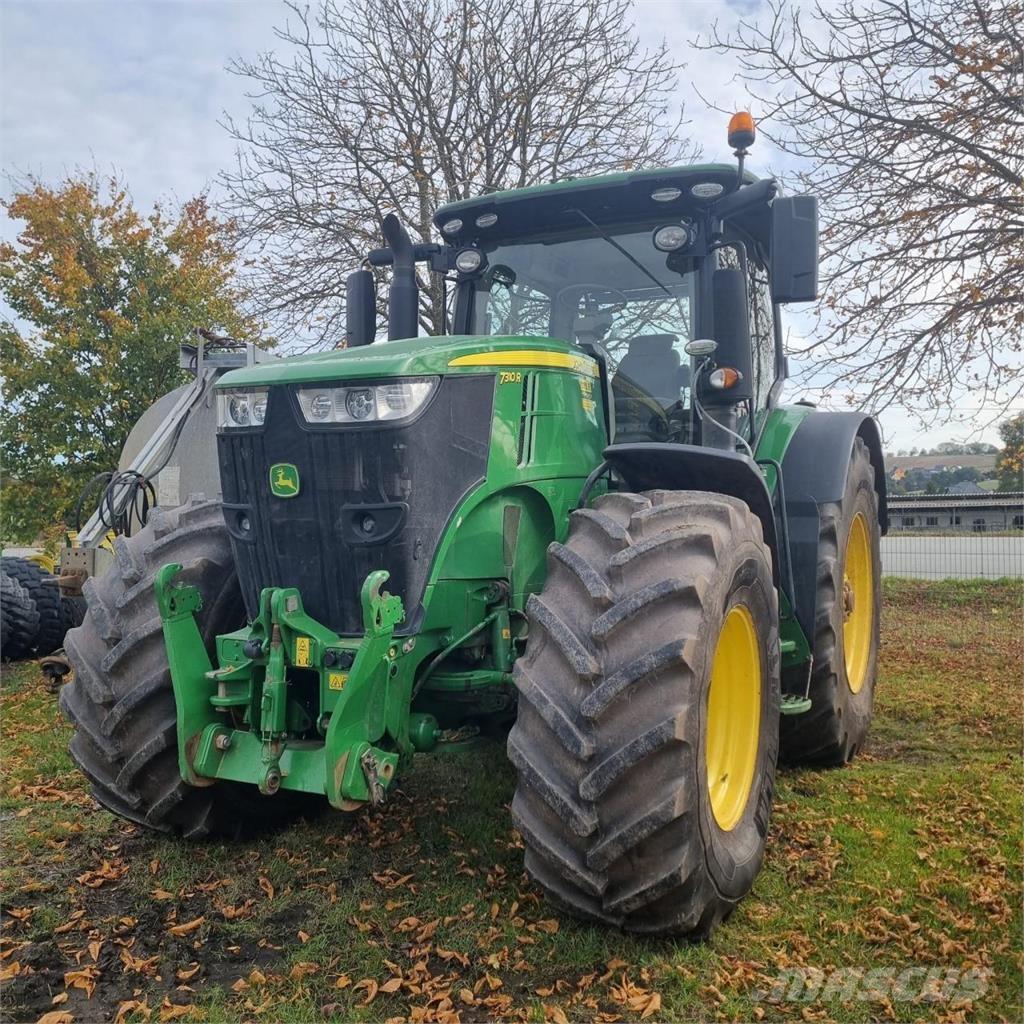 John Deere 7310 R Traktorok