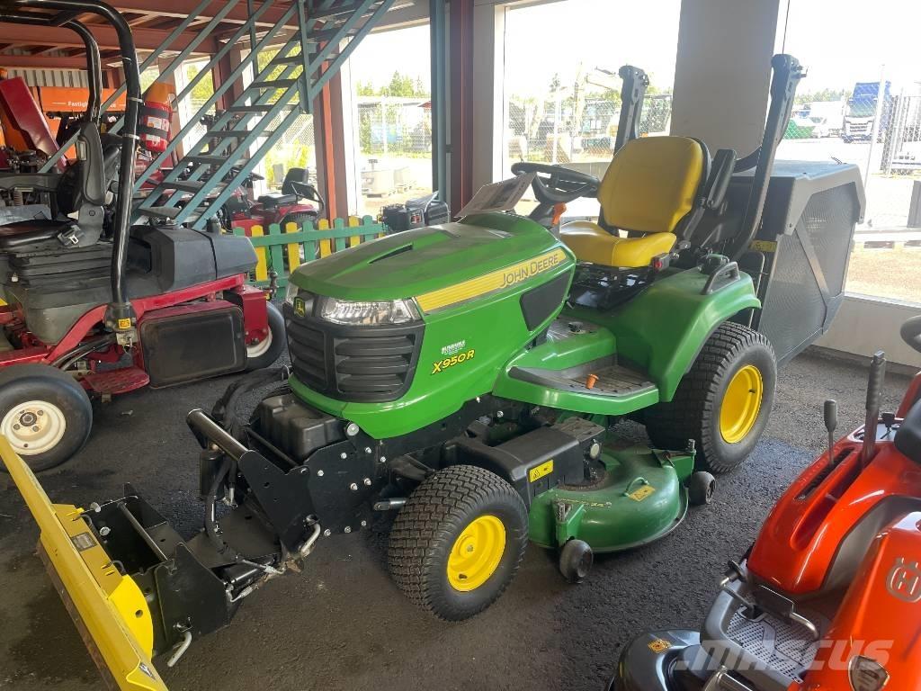 John Deere X 950 R Ráülős fűnyírók