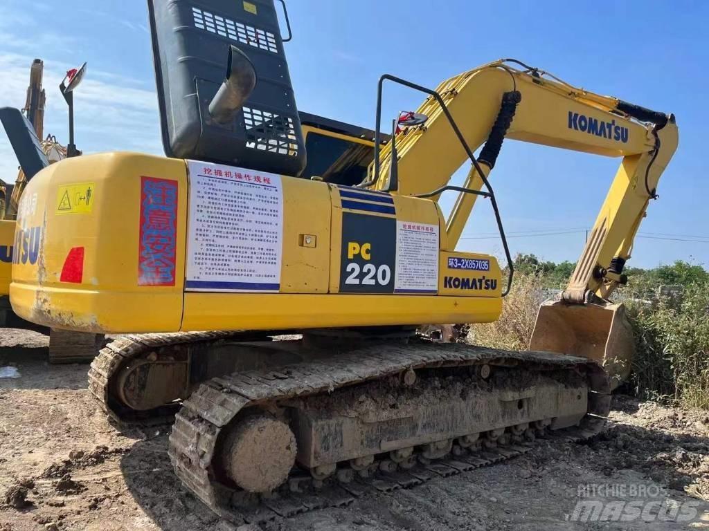 Komatsu PC 220-8 Lánctalpas kotrók