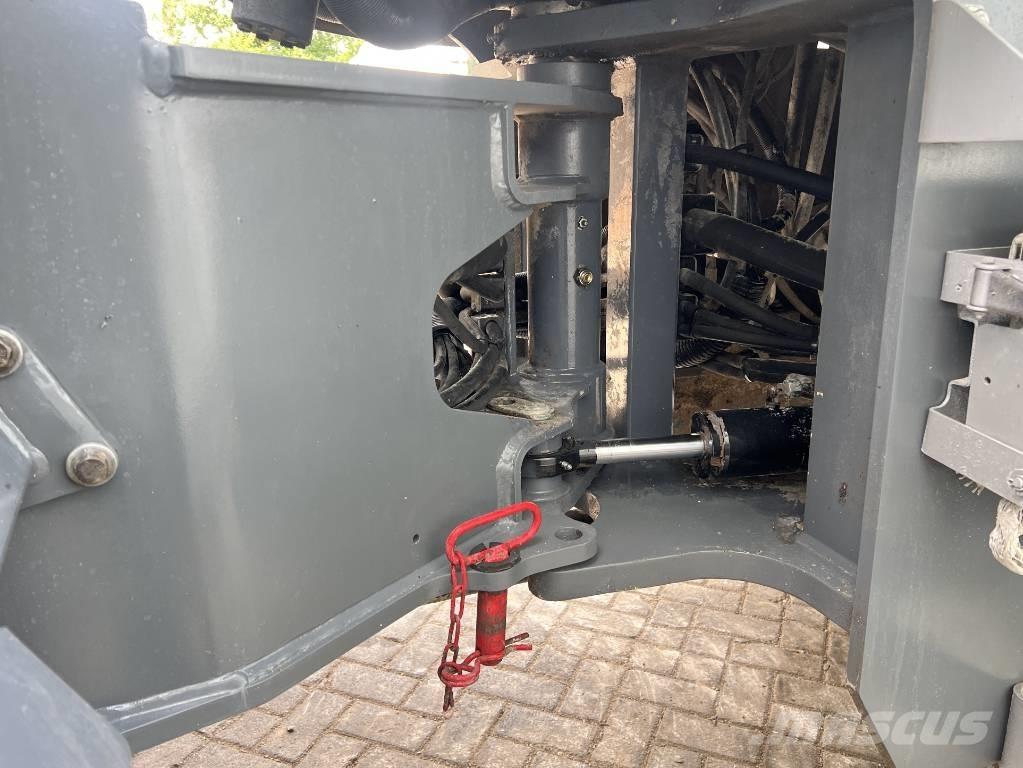 Terex TL 160    2016 Gumikerekes homlokrakodók