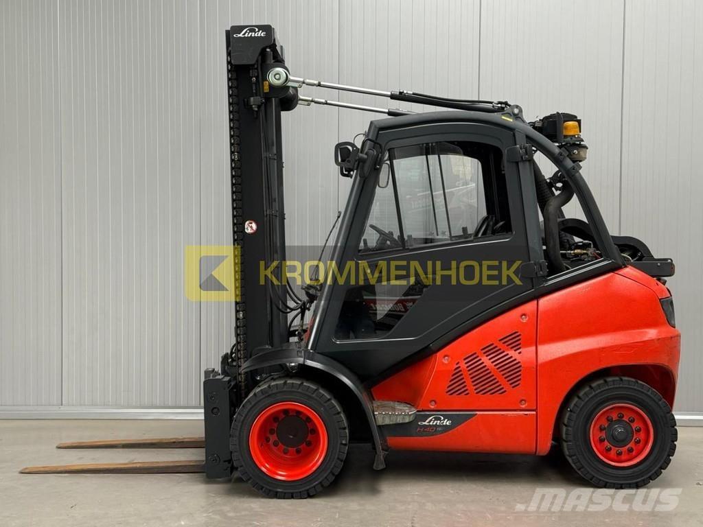 Linde H 40 T-02 Gázüzemű targoncák