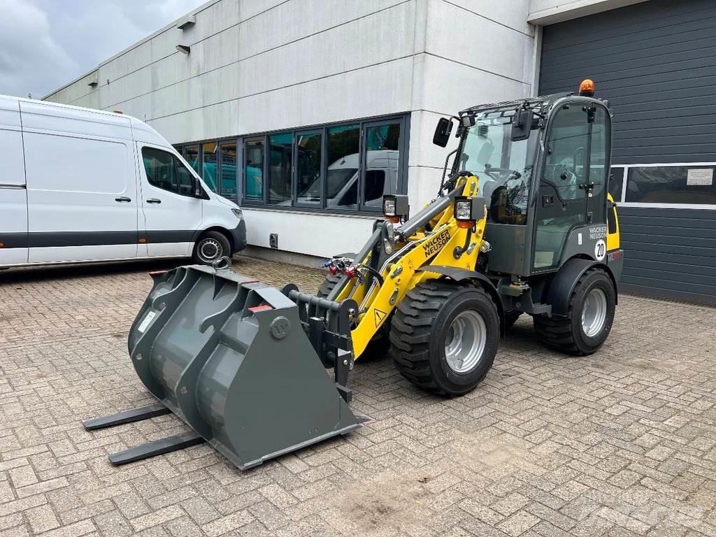 Wacker Neuson WL25 Gumikerekes homlokrakodók