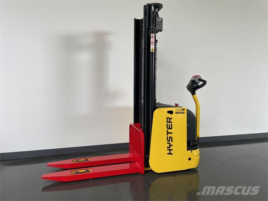 Hyster S1.6AC Elektromos gyalogkíséretű targoncák