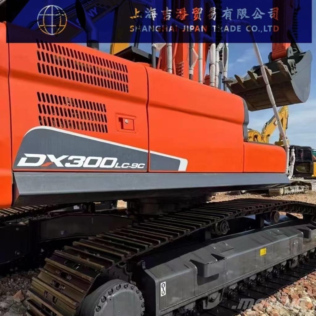 Doosan DX 300 Lánctalpas kotrók
