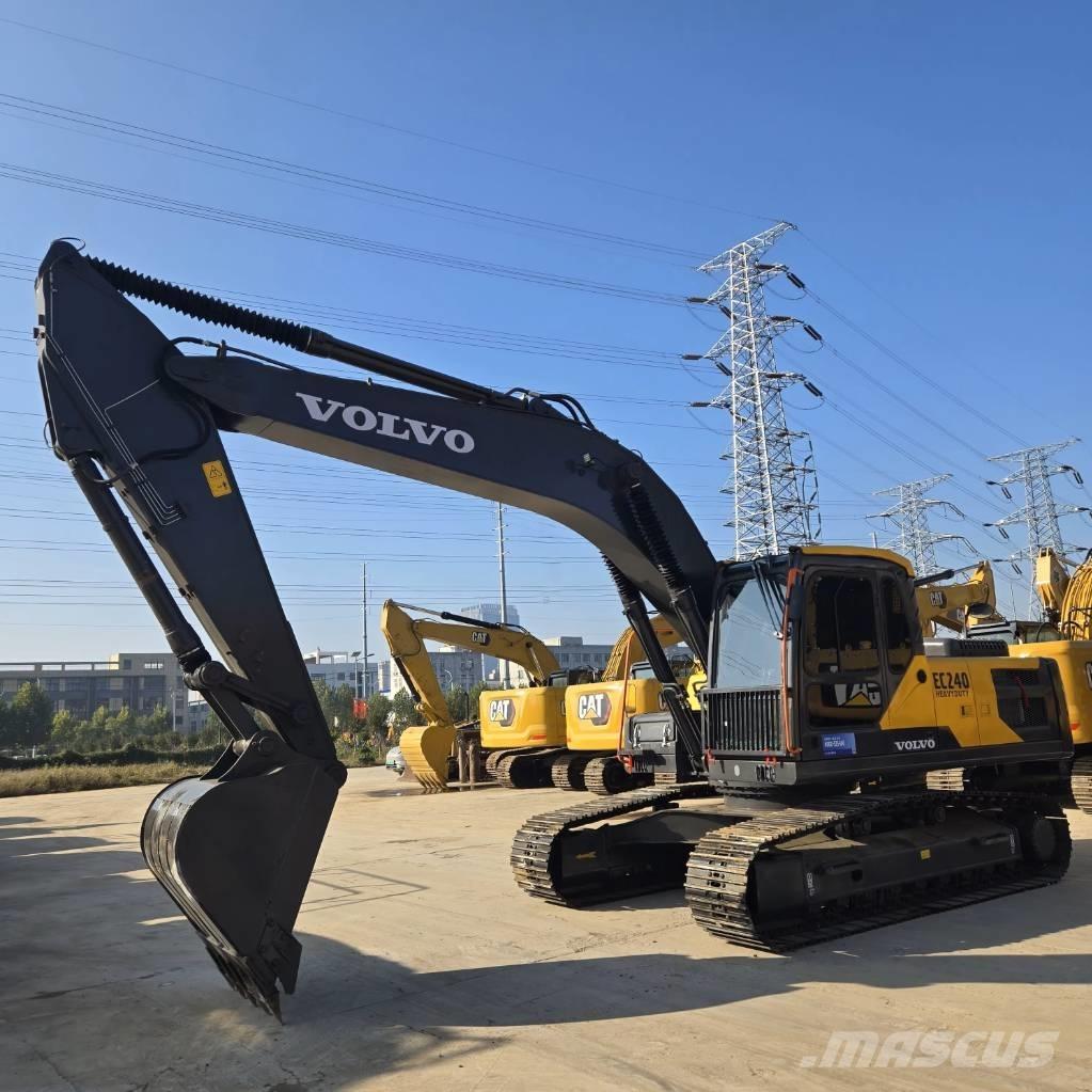 Volvo EC 240 Lánctalpas kotrók