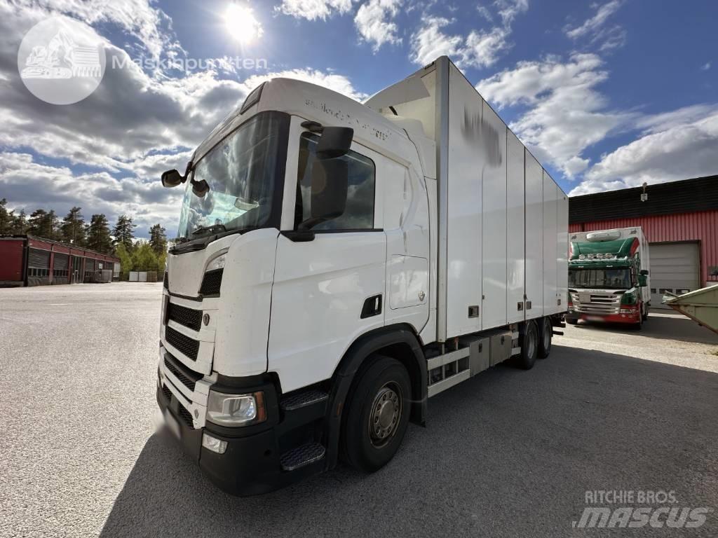 Scania R 520 Dobozos teherautók
