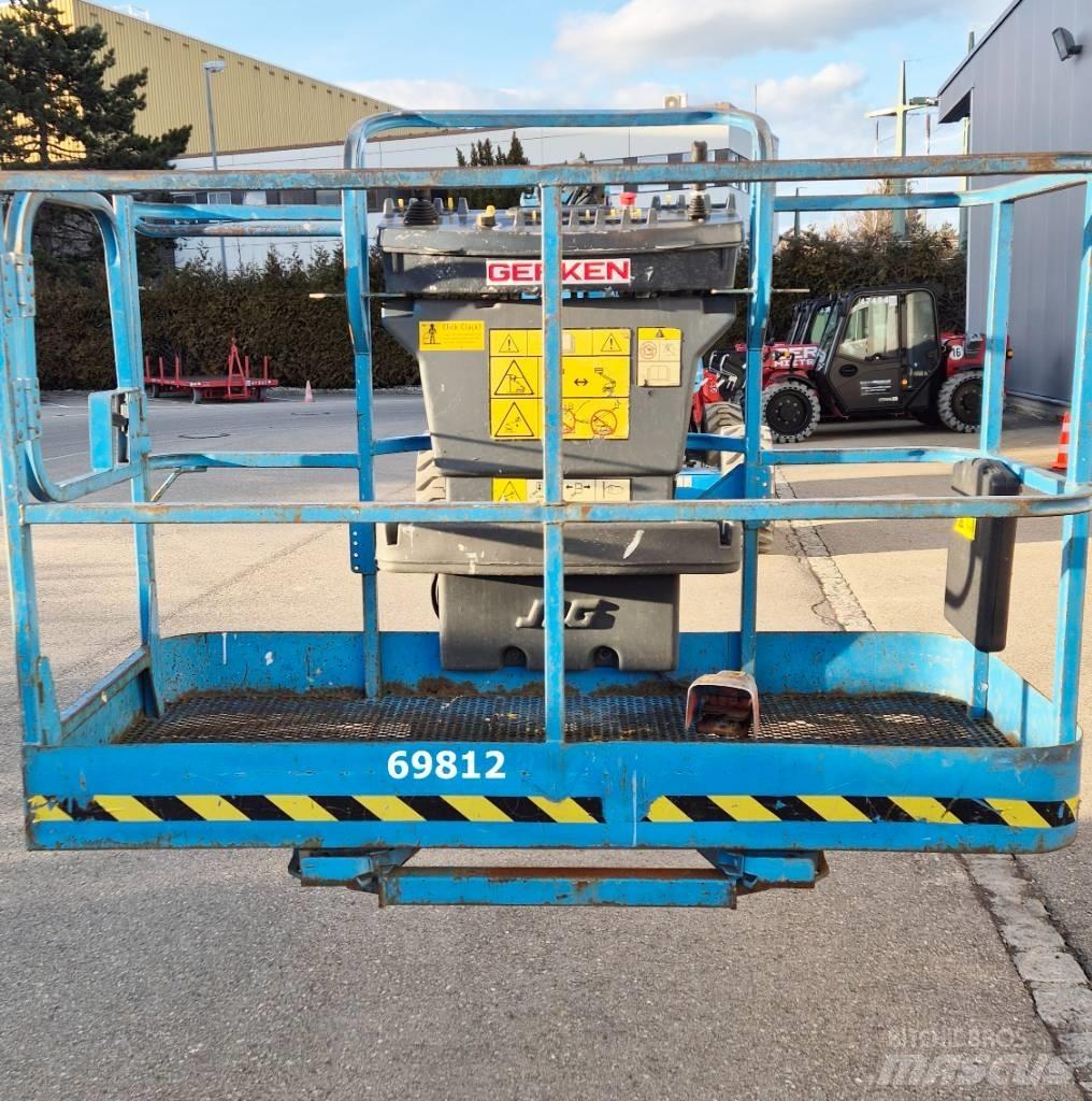 JLG M 600 JP Karos emelők