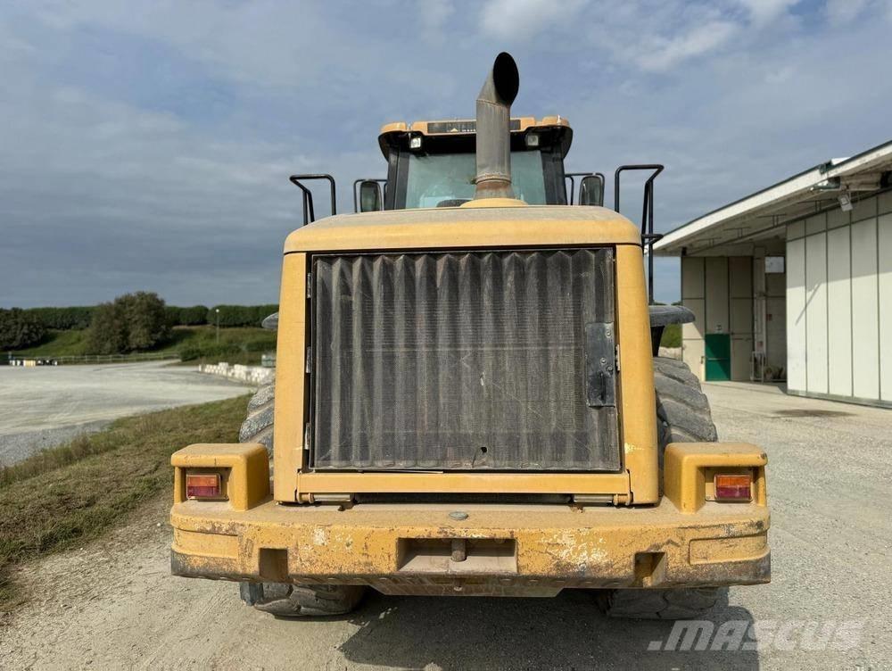 CAT 966 H Gumikerekes homlokrakodók