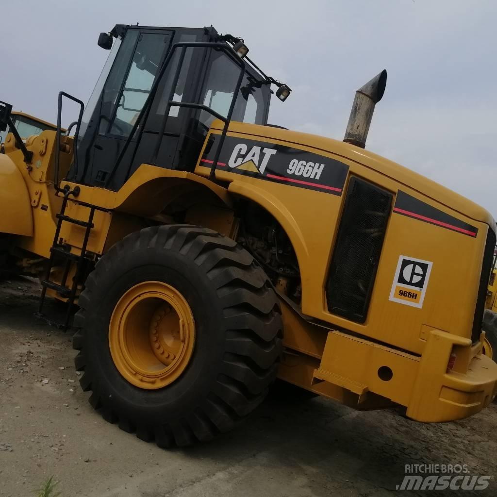 CAT 966 H Gumikerekes homlokrakodók