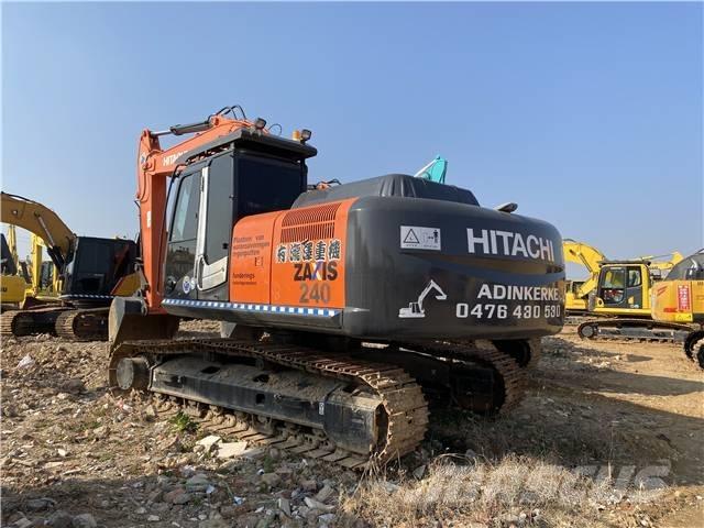 Hitachi ZX240 Lánctalpas kotrók