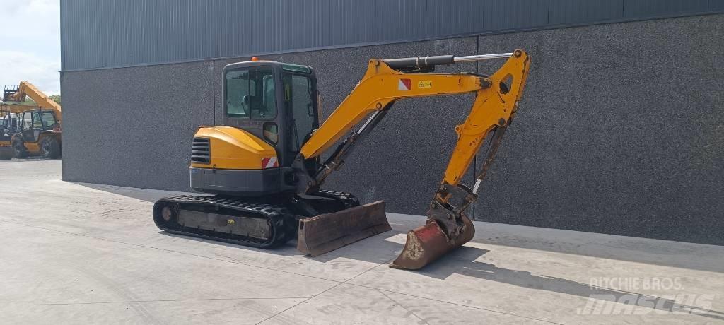 Bobcat E 50 EM Mini kotrók < 7t