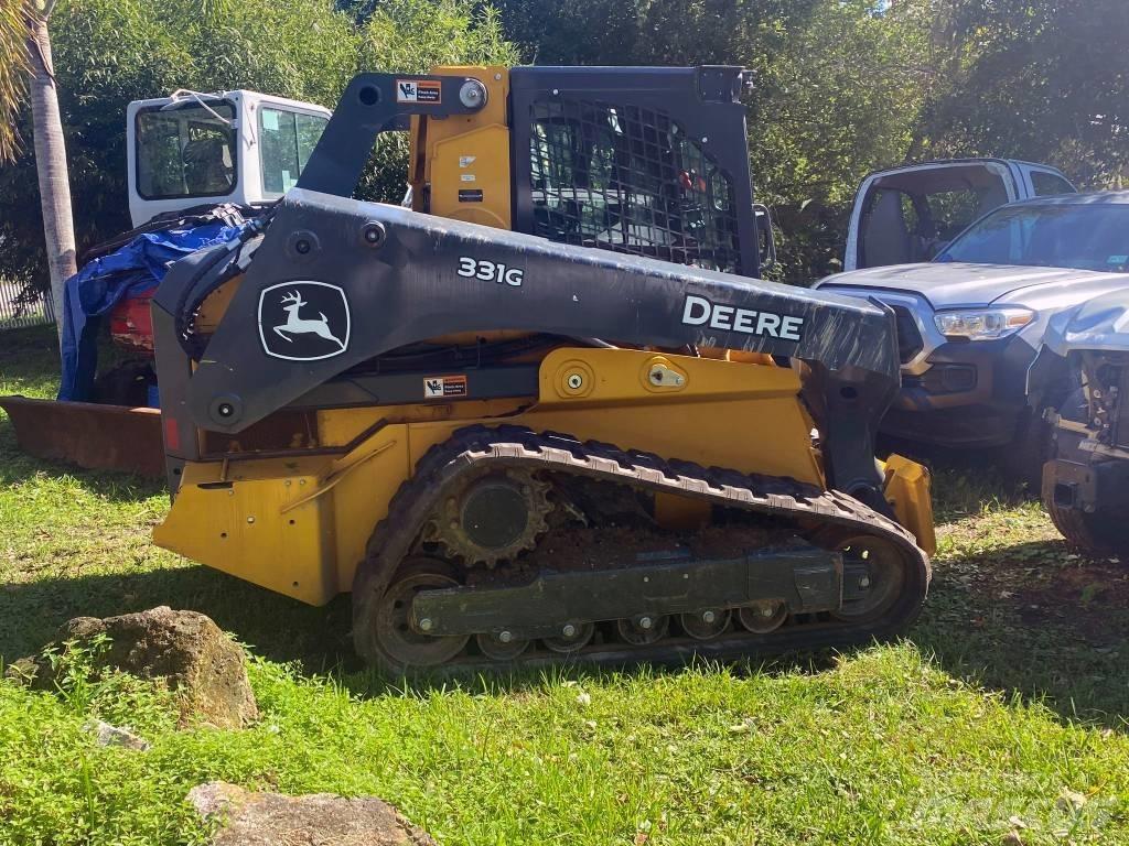 John Deere 331G Kompaktrakodók
