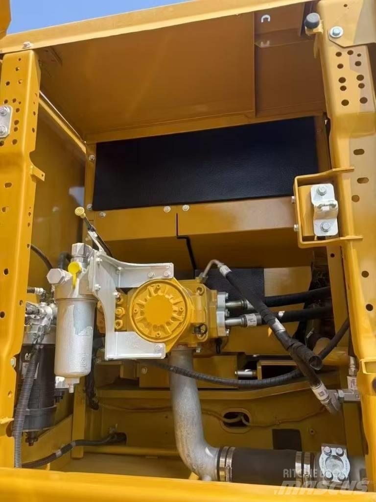 CAT 330GC Lánctalpas kotrók