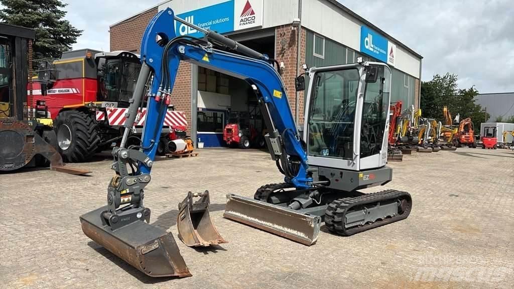Wacker Neuson EZ36 Mini kotrók < 7t