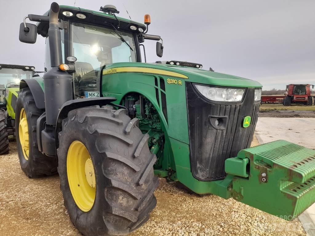 John Deere 8310 R Traktorok