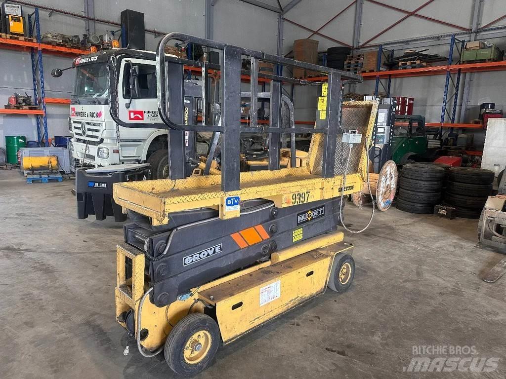 Grove SM2633E Ollós emelők