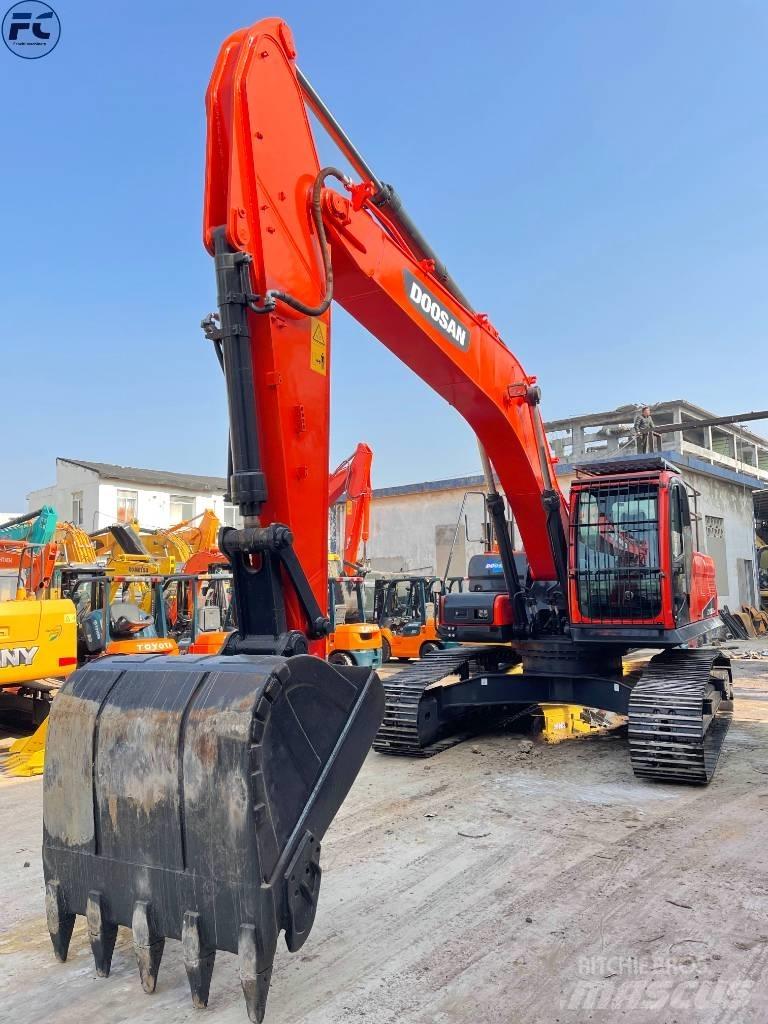 Doosan Dx300 Lánctalpas kotrók