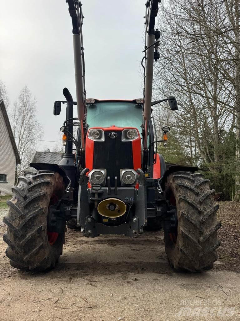 Kubota M135GX Traktorok