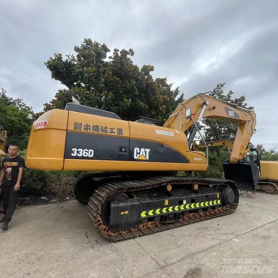CAT 336D Lánctalpas kotrók