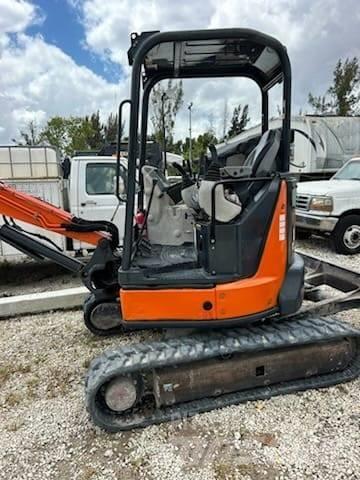 Hitachi ZX35U-5N Mini kotrók < 7t