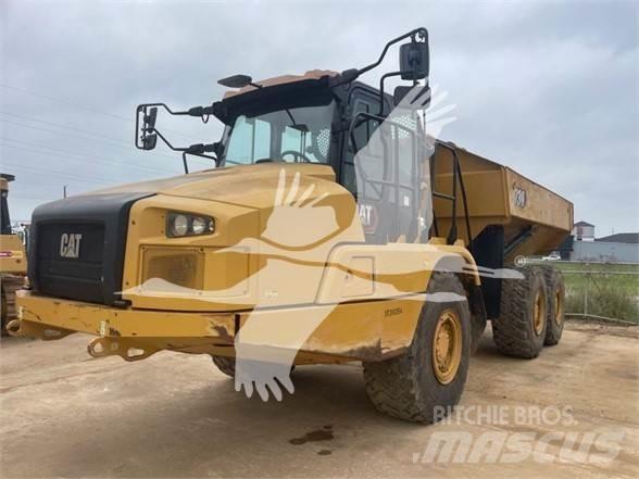 CAT 730 Csuklósdömperek