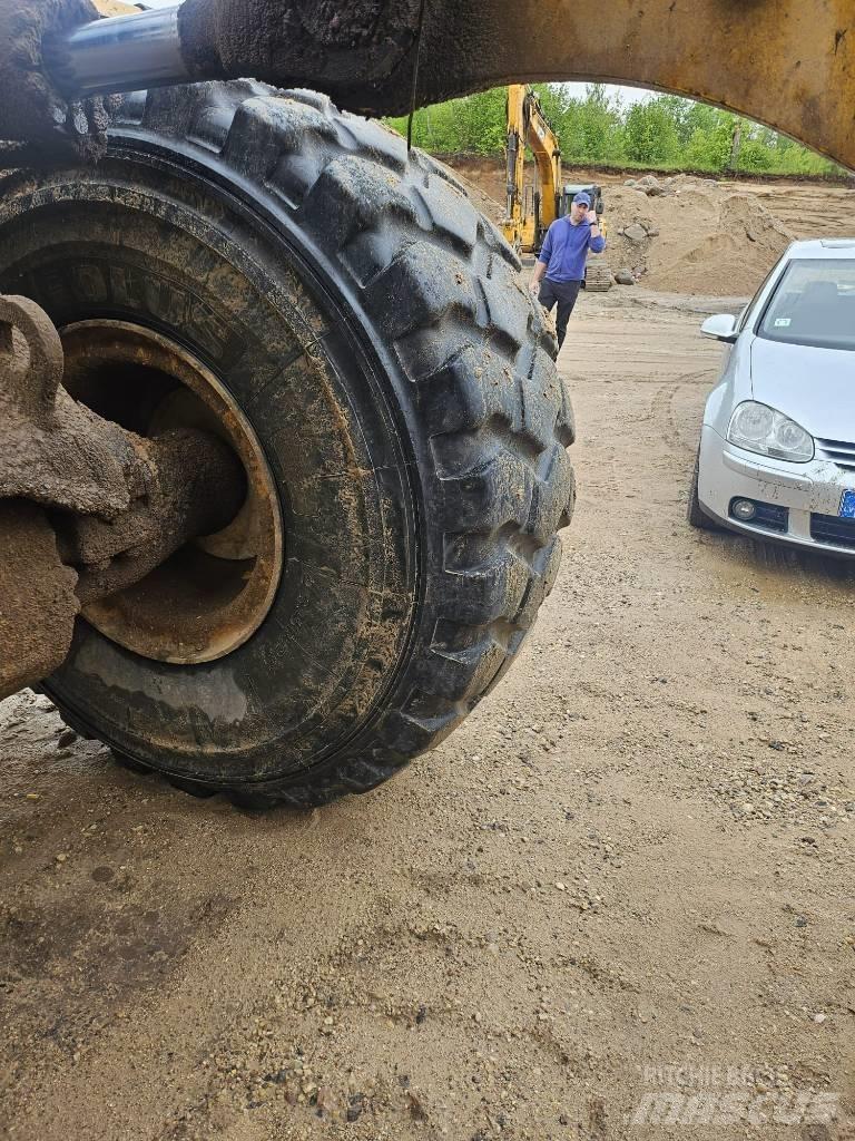 Komatsu WA 470 Gumikerekes homlokrakodók