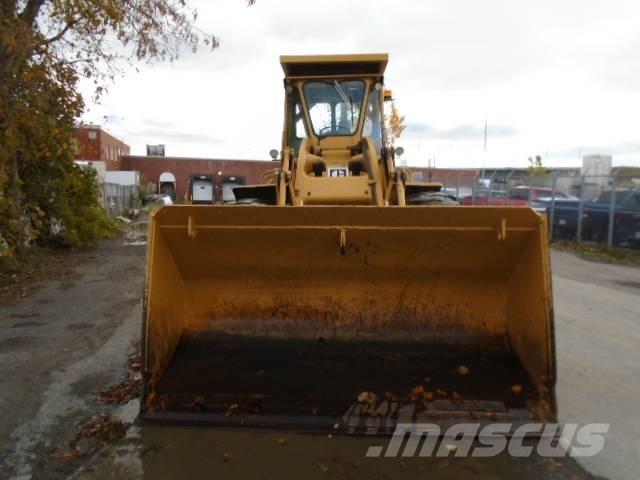 CAT 966 C Gumikerekes homlokrakodók