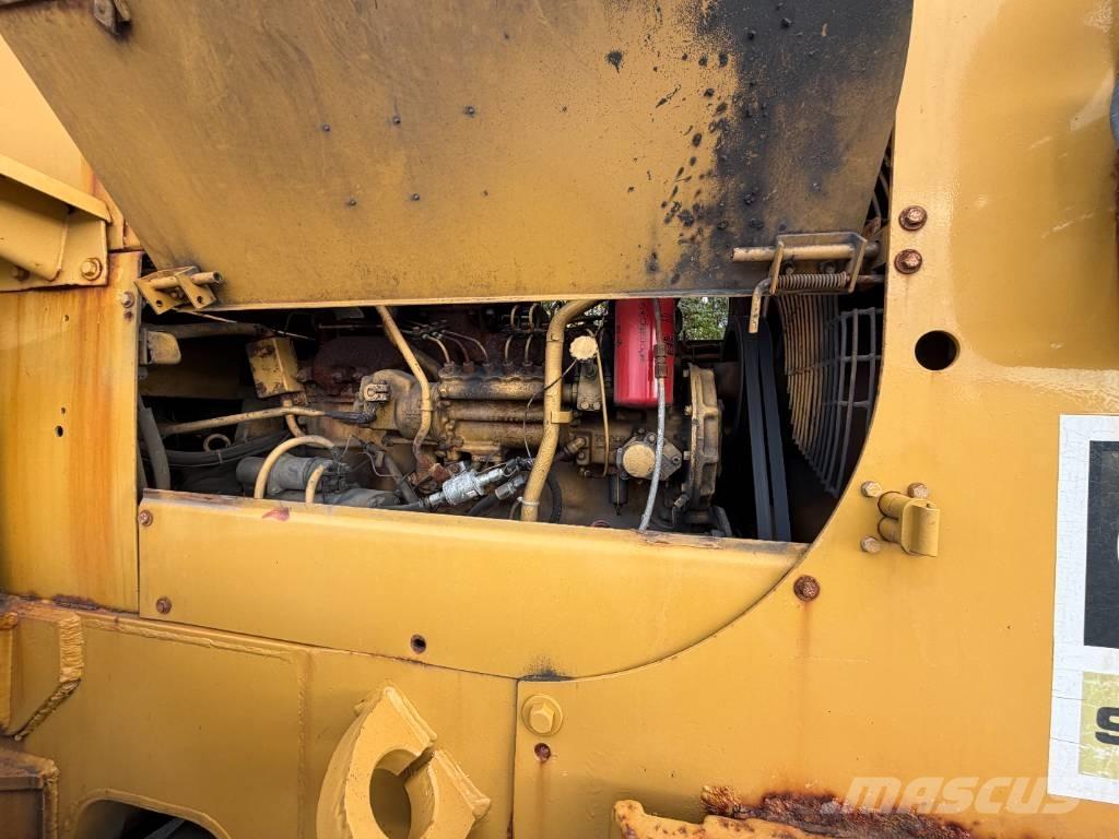 CAT 966 C Gumikerekes homlokrakodók